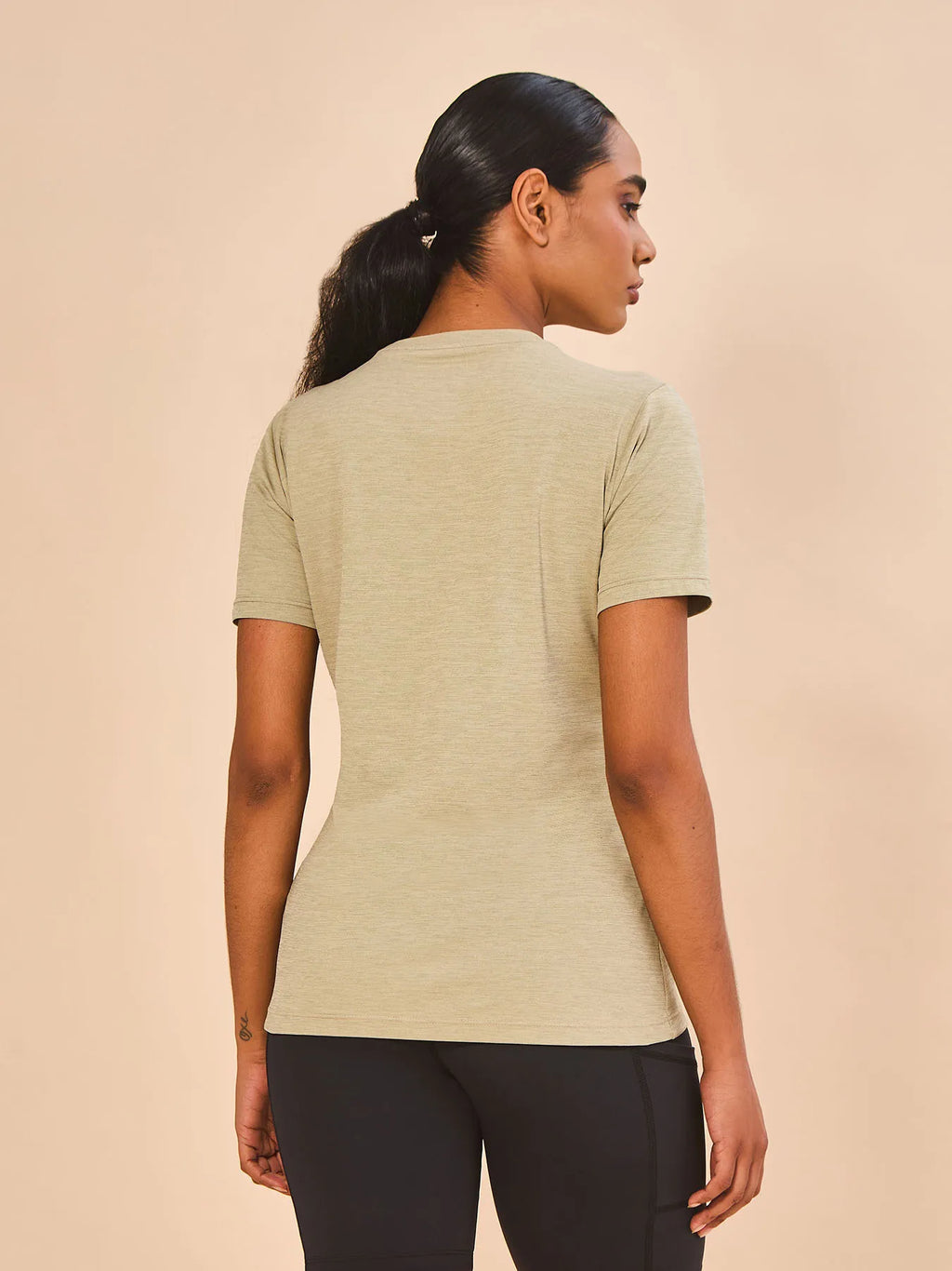 Camiseta UV Feminina Com Proteção Solar MC New Fit Mescla - AREIA