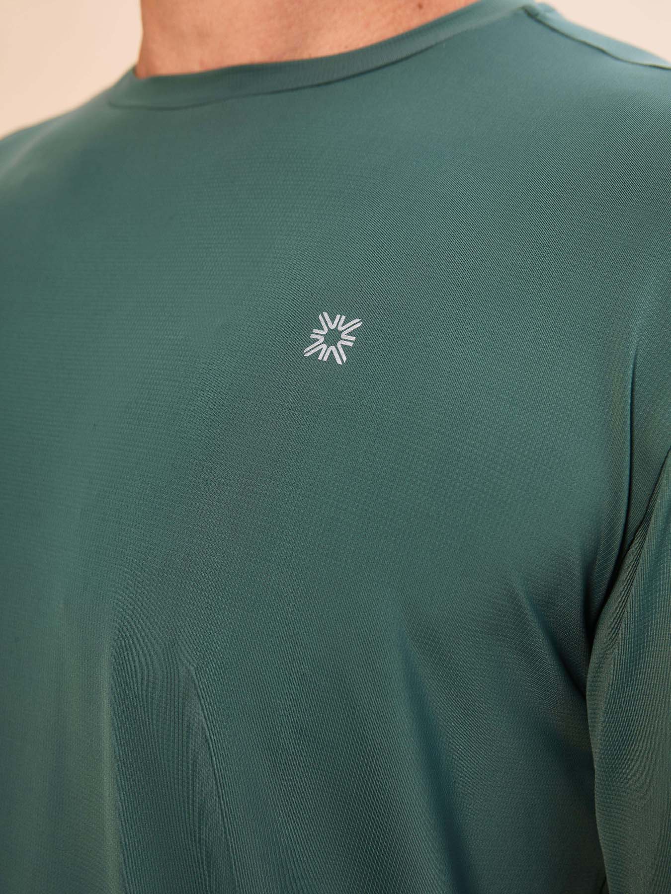 lado hover  Referência: 062100050107 Camisa UV Masculina Com Proteção Solar New Fit Textura ML - VERDE JADE
